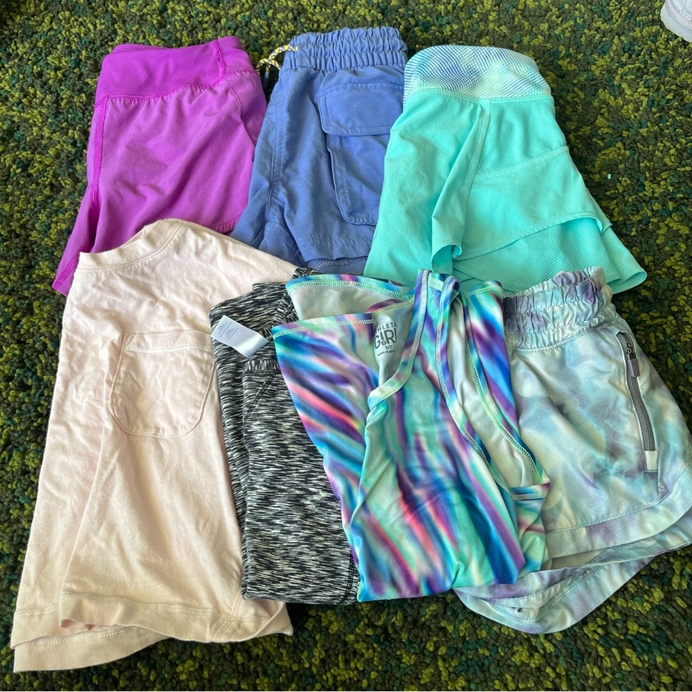 Athletic lot of 7 pieces Athleta girl